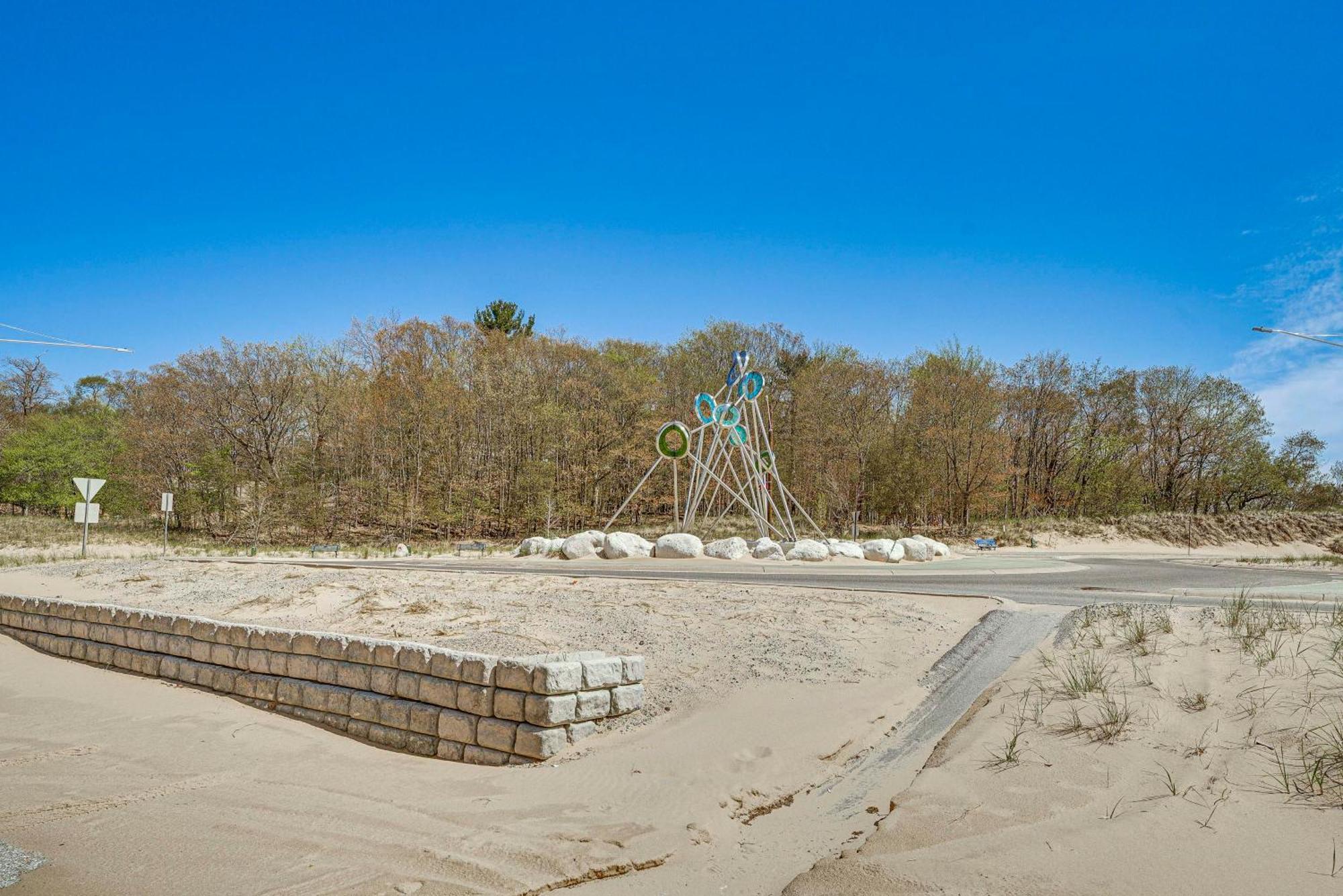 Walk To Beach Lake Michigan Getaway! Muskegon Exterior foto